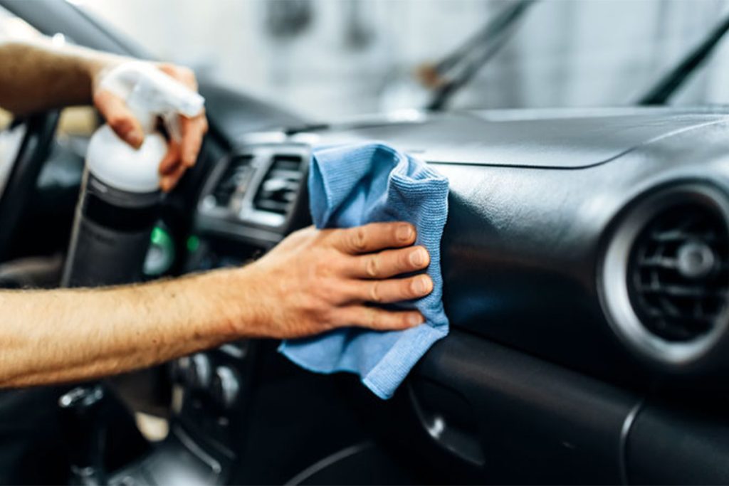 How Mobile Detailing Can Keep Your Car Looking Great