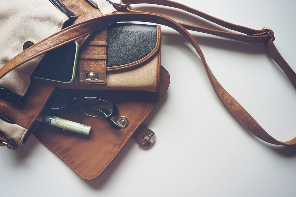 Un sac à bandoulière pour femme qui se démarquera de la foule