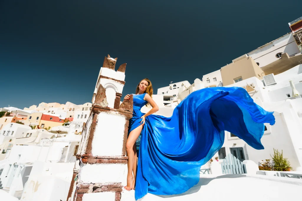 Capturing Paradise: The Ultimate Guide to a Santorini Photoshoot