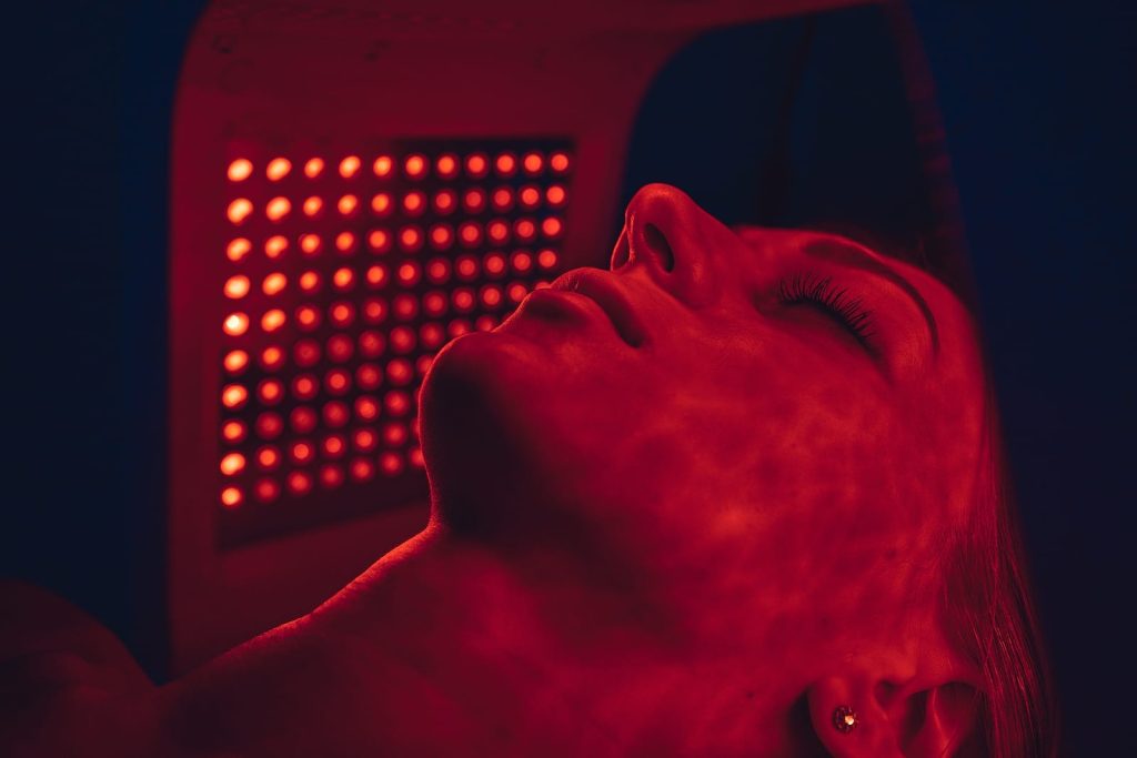 The Science Behind Red Light Therapy: A Holistic Approach to Healing